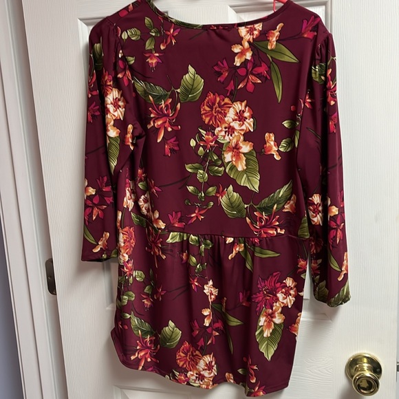 Ava James top - Picture 2 of 2